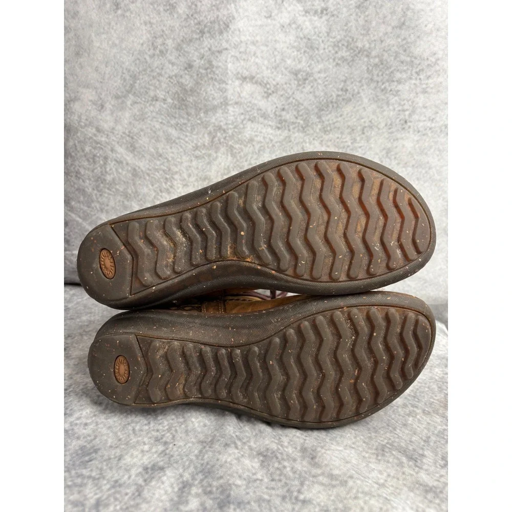 UGG Australia Cove 5136 Nubuck Brown Leather Ankle Boots Booties Size 10‎